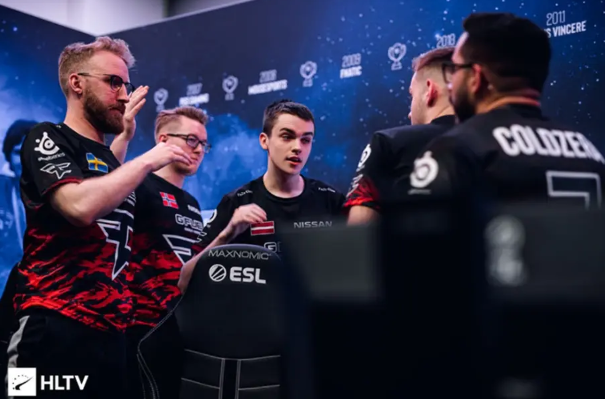 每一位队员 每一位队员