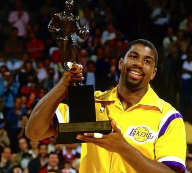 她在比赛中 她在比赛中