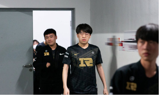 主席在采访 主席在采访