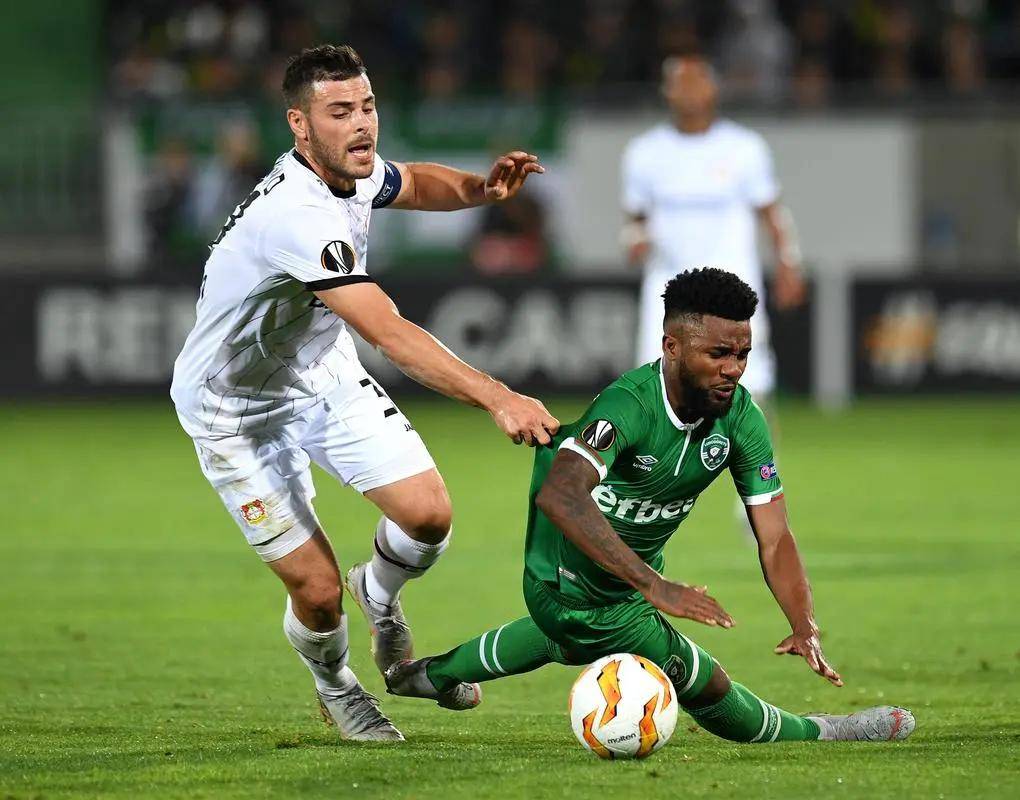 而切尔西则 而切尔西则