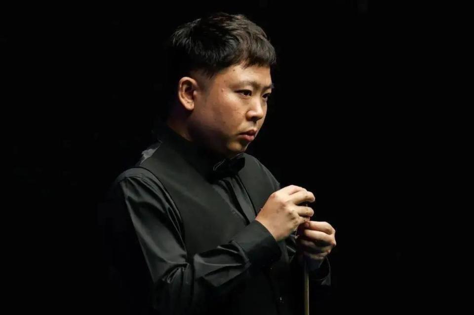 赛场上缺乏 赛场上缺乏