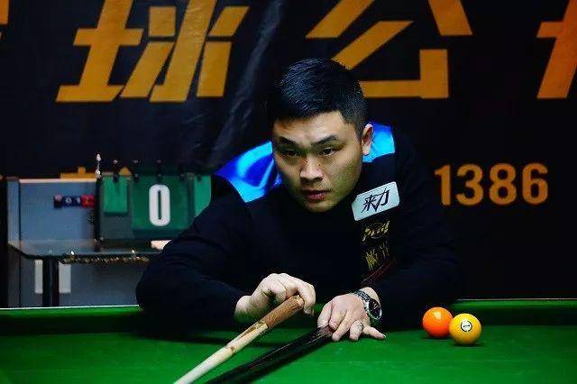 摇摆不定 摇摆不定